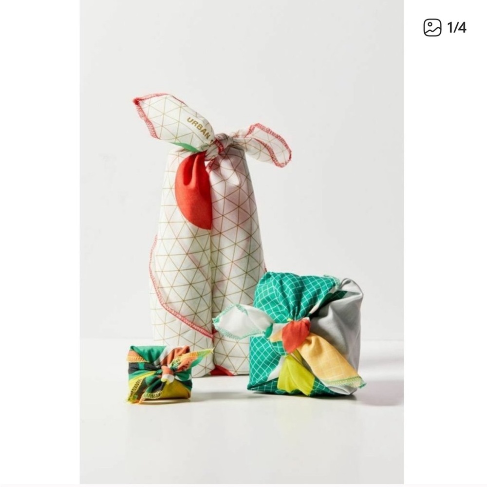 Urban Outfitters Reusable Gift Wrap Fabric Set of 3 Holiday Sustainable